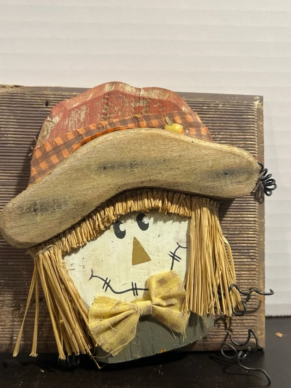 Autumn Scarecrow Wall Decor - Rustic Yellow Harvest Accent